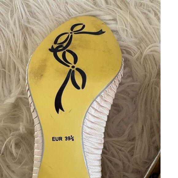 Poetic Licence Women's Silver Kitten Heel Peep‎ Toe Pumps Size 9 - Picture 6 of 7